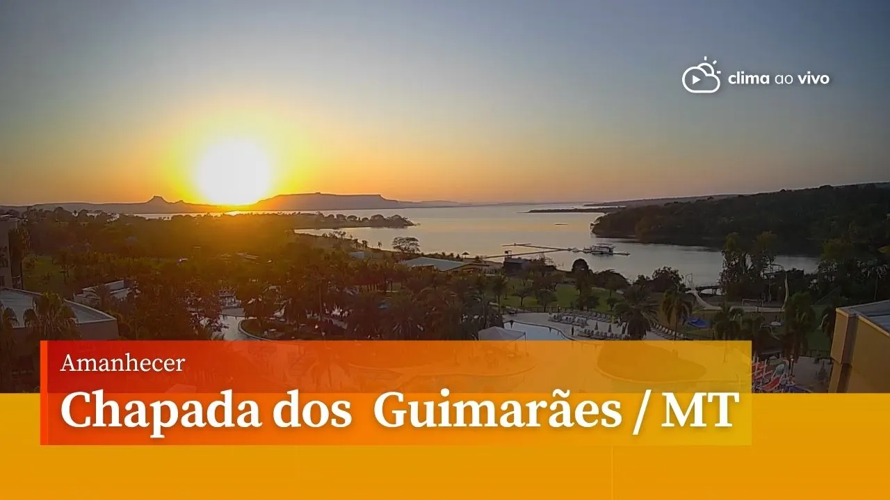 A imagem mostra o amanhecer em Malai Manso no Mato Grosso
